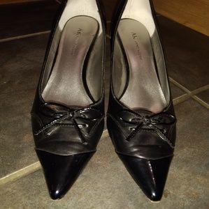Anne Klien Black Leather heels